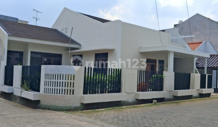 DISEWAKAN RUMAH BARU RENOV 4+1 KAMAR TANAH 210m² DI BINTARA JAYA PERMAI