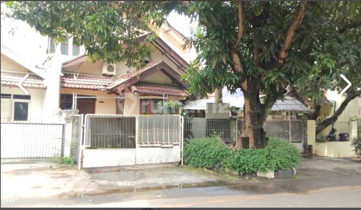 Needs Total Renovation