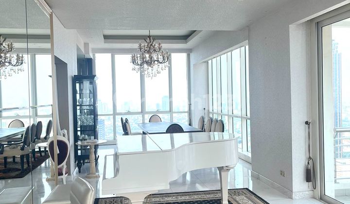 CLASSY APARTMENT - PREMIUM LOCATION NEAR SUDIRMAN AND RASUNA SAID OFFICE BUSINESS DISTRICTS - FULLY FURNISHED INCLUDING BABY GRAND PIANO