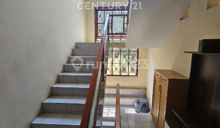 Rumah Hook 2 Lantai Strategis Di Bumi Pusaka Cinere Siap Huni 1