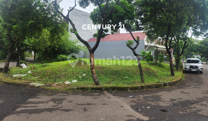 Tanah Strategis Hook Di Cluster Meadow Green Lippo Cikarang