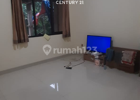 Newly Built Boarding House Meadow Green Lippo Cikarang 2