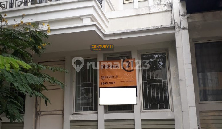 Nice Ready-to-Live House in Florencia Cluster Lippo Cikarang Nice Ready-to-Live House in Florencia Cluster Lippo Cikarang