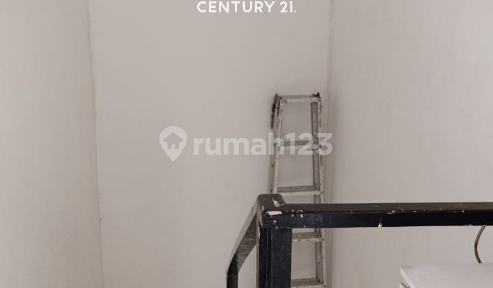 Ready-to-Occupy Boarding House in Meadow Green Cluster, Lippo Cikarang 2