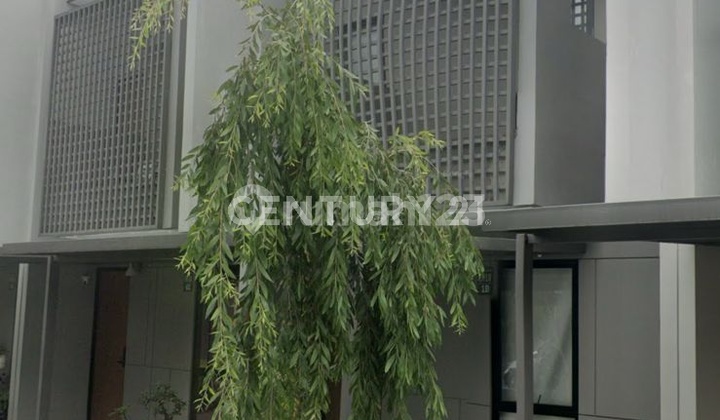 Rumah 2 Lantai Strategis di Cluster Elite Grand Wisata Bekasi