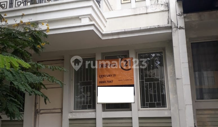 Nice Ready-to-Live House in Florencia Cluster Lippo Cikarang Nice Ready-to-Live House in Florencia Cluster Lippo Cikarang