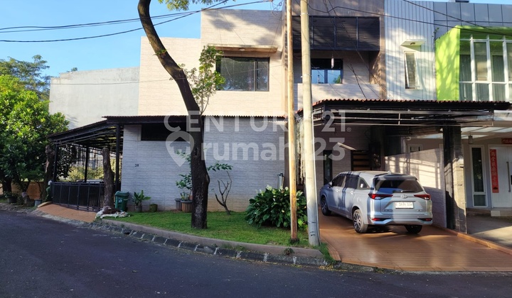 Rumah Luxury Furnished di Cluster Taman Simpruk Lippo Cikarang Rumah Luxury Furnished di Cluster Taman Simpruk Lippo Cikarang