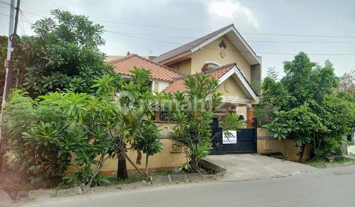 Rumah 2 Lantai Cocok Untuk Rumah Tinggal, Kost ,& Office, Pinggir Jalan , Jababeka, Cikarang Rumah 2 Lantai Cocok Untuk Rumah Tinggal, Kost ,& Office, Pinggir Jalan , Jababeka, Cikarang