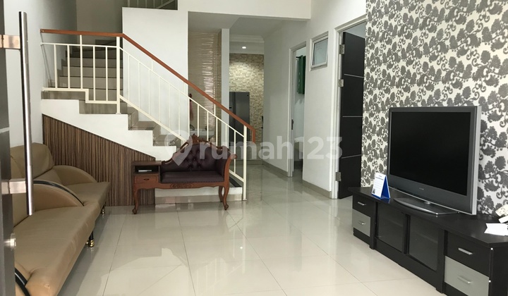For Rent: Nice 3-Story House Ready to Occupy Fully Furnished Meadow Green L
