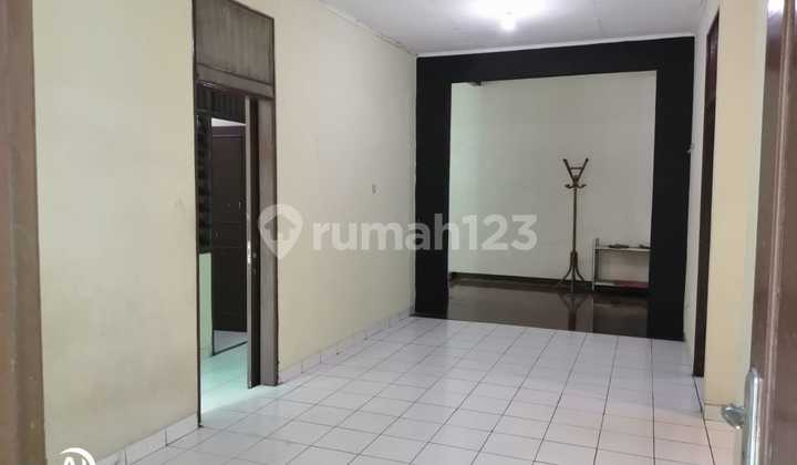 Rumah Bagus Dan Asri Siap Huni Di Taman Sentosa dekat Lippo Cikarang, Cikarang 2