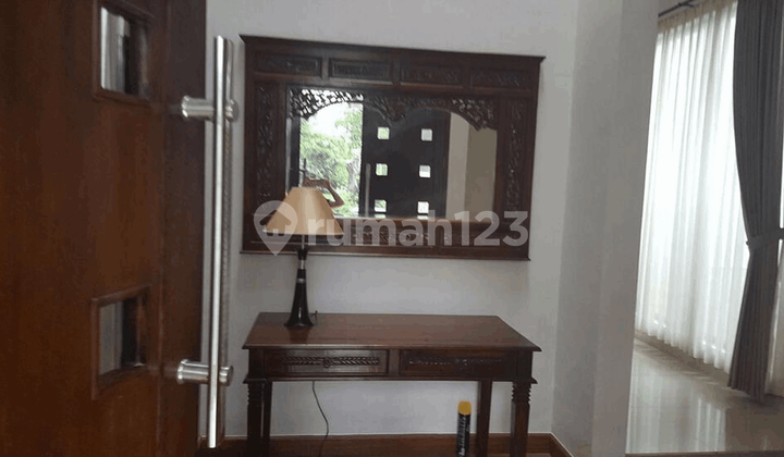 Dijual Rumah Mewah 2 Lantai Furnished Siap Huni Di Menteng Lippo Cikarang 2