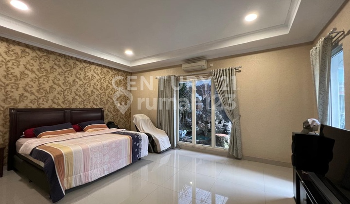 Rumah Mewah 2 Lantai Furnished di Emerald Mansion Lippo Cikarang