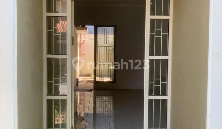 Rumah Bagus Murah Di Cluster Le Vesta Lippo Cikarang, Cikarang Rumah Bagus Murah Di Cluster Le Vesta Lippo Cikarang, Cikarang