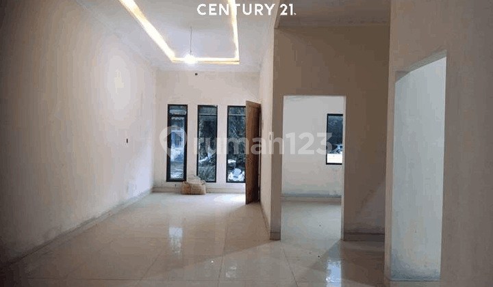 Rumah Kost Baru Bangun Meadow Green Lippo Cikarang