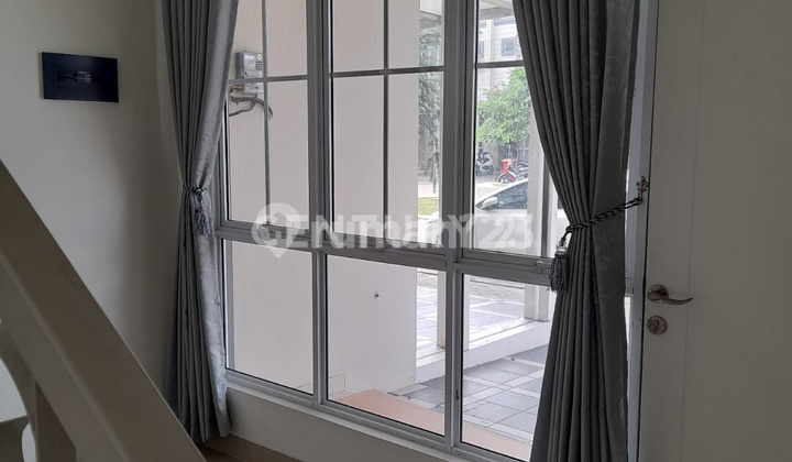 Rumah Bagus 2 Lantai Di Monaco Town House Jababeka, Cikarang 2