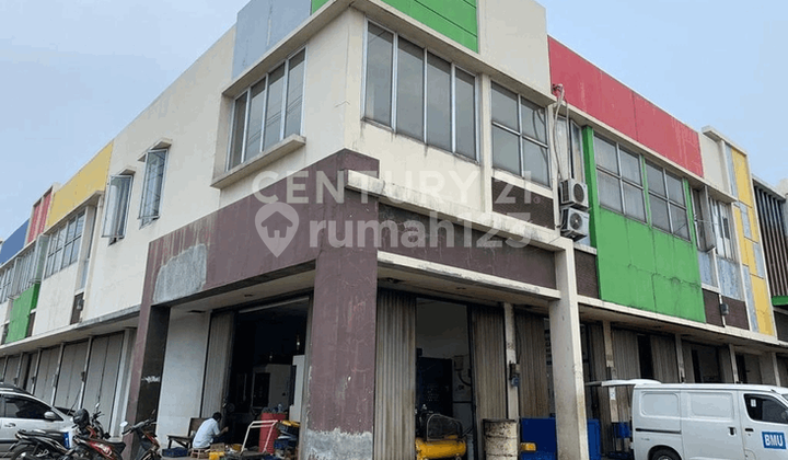 Ruko Pasar Bersih 2 Lantai Siap Pakai di Jababeka, Cikarang