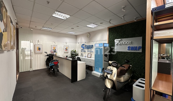 Office Unit in St. Moritz Office Tower - Fully Furnished Office Unit in St. Moritz Office Tower - Fully Furnished