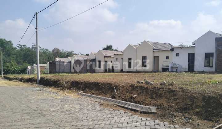 Rumah Murah Kota Malang Area Kedungrejo SHM Dekat dengan Tol 1