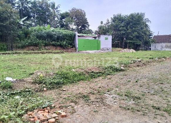 SHM Rumah Murah Belakang Gor Ken Arok 300 Juta-an SHM Rumah Murah Belakang Gor Ken Arok 300 Juta-an