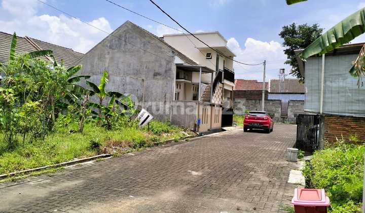 400 Million House in Sukun Area, Established Neighborhood 2