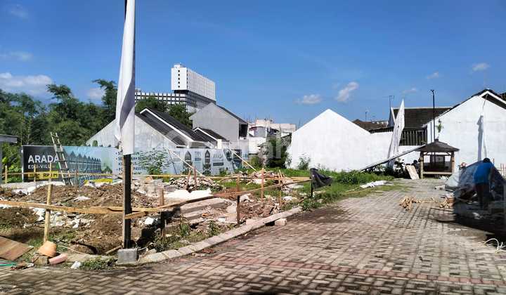 Kost House 3 Minutes to UMM Campus Free Furnished 2