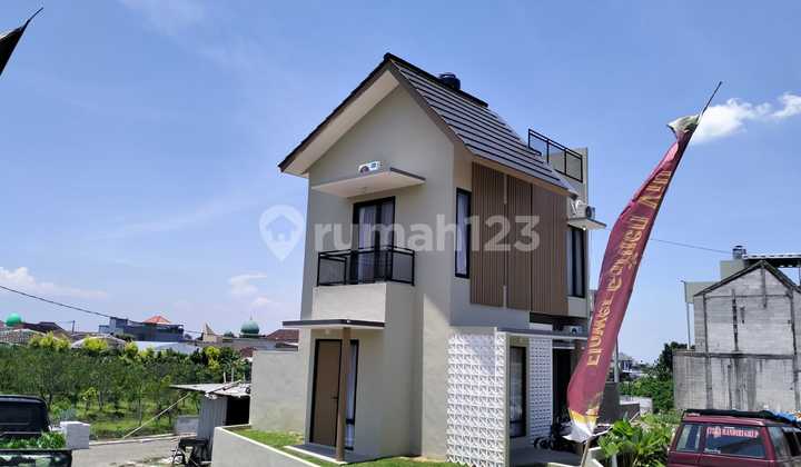 Near Batu Square Villa Under 1M SHM