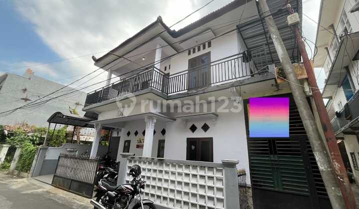 Active Boarding House in Malang City Near Campus 1