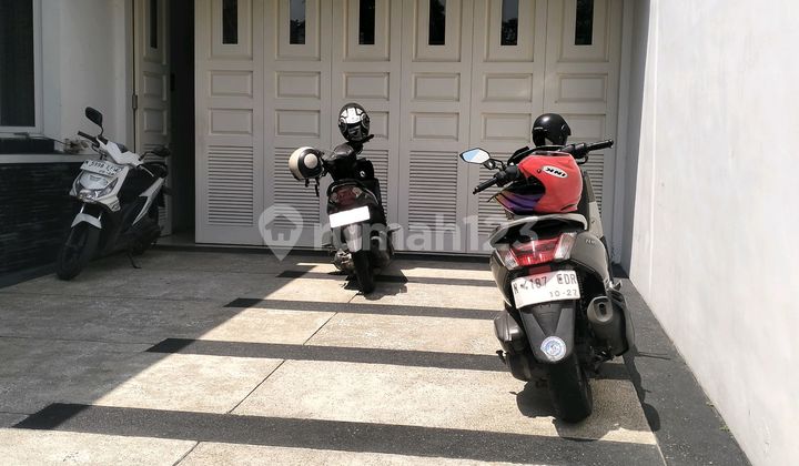 Rumah Secondary Full Furniture Dekat Kampus Binus