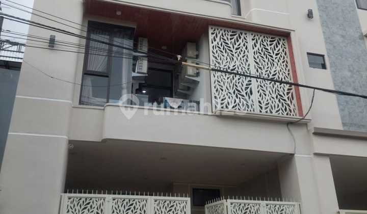 Rukos 3 Lantai + Rooftoop Dekat Suhat Kota Malang