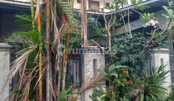Rumah Tua Hitung Tanah,nempel Jakarta