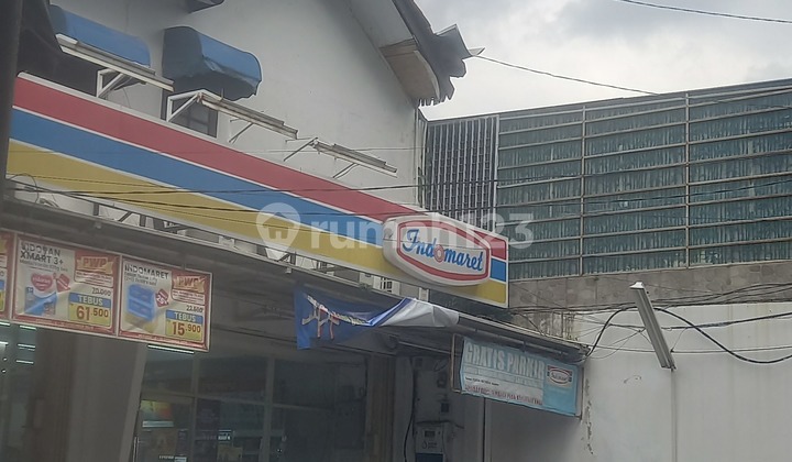 Rumah Tua Cocok Bangun Gedung Dijatipadang