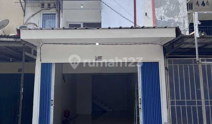 Nice 2-Story Shop House on Jl Alas Tua Semanan 1