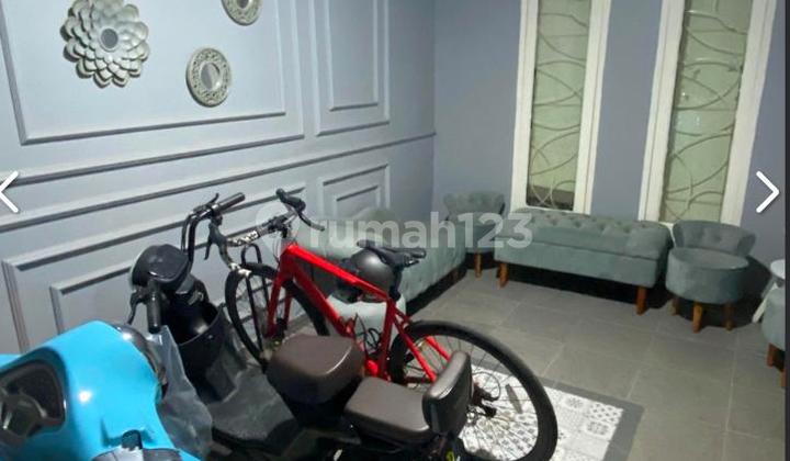 Rumah Semi Furnished Cluster Italy Banjar Wijaya 