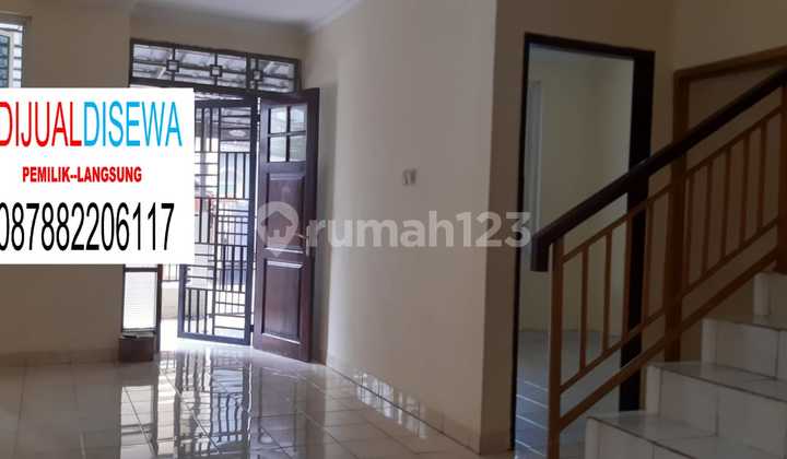 2-Story House For Rent in Mutiara Taman Palem, West Jakarta