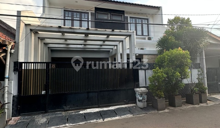 Rumah Bagus 2lt Gandaria Utara Jakarta Selatan Rumah Bagus 2lt Gandaria Utara Jakarta Selatan