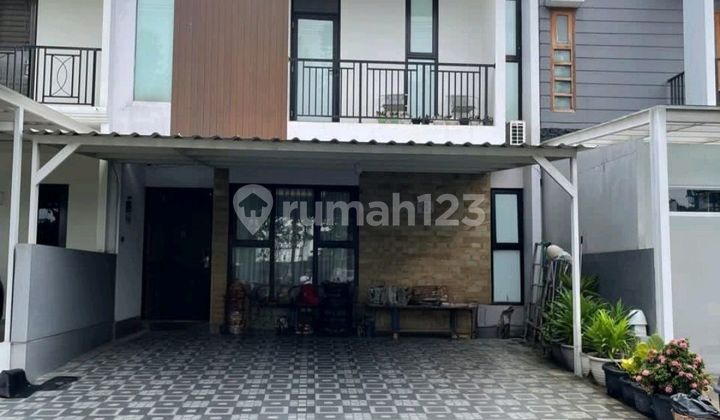 Rumah Bagus Full Renov East Terace Metland 