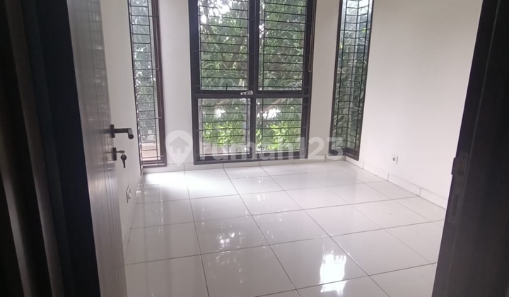 Rumah Hoek Cluster Caspia BSD 2