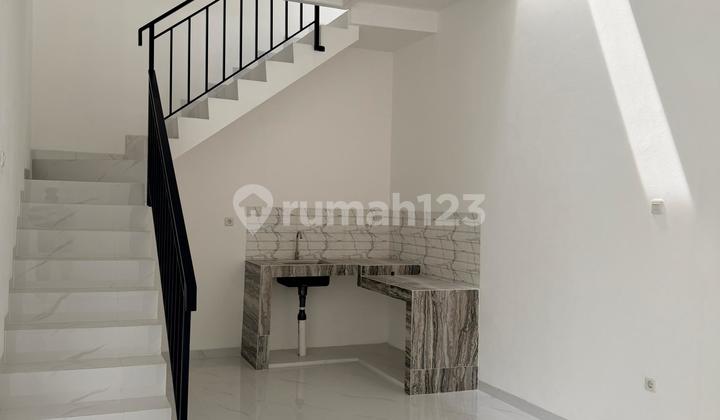 Rumah Bagus Lokasi Strategis Metland Puri 2