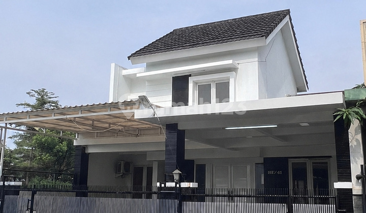 Beautiful, Neat, and Spacious Well-Maintained House in a Comfortable Residential Complex, Metland Puri