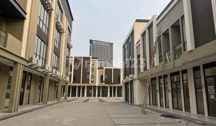 Strategic New 2-Story Commercial Building 1