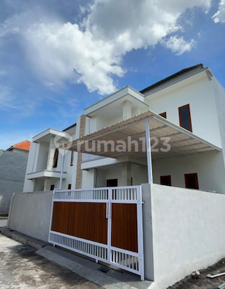 Rumah 3 Kamar Tidur Semi Furnished Sidakarya, Denpasar  2