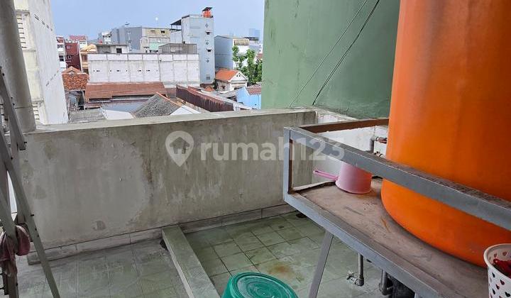 4-STORY HOUSE IN PENGUKIRAN, WEST JAKARTA, SIZE 6X20 4-STORY HOUSE IN PENGUKIRAN, WEST JAKARTA, SIZE 6X20