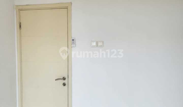 3-STOREY KATAMARAN PIK HOUSE UNFURNISHED NORTH FACING 2