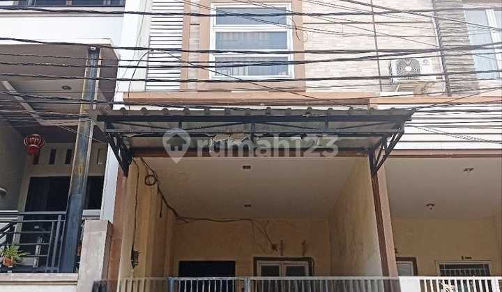 RUMAH MUARA KARANG UK 60M2 3 LANTAI SEMI FURNISHED HADAP UTARA RUMAH MUARA KARANG UK 60M2 3 LANTAI SEMI FURNISHED HADAP UTARA