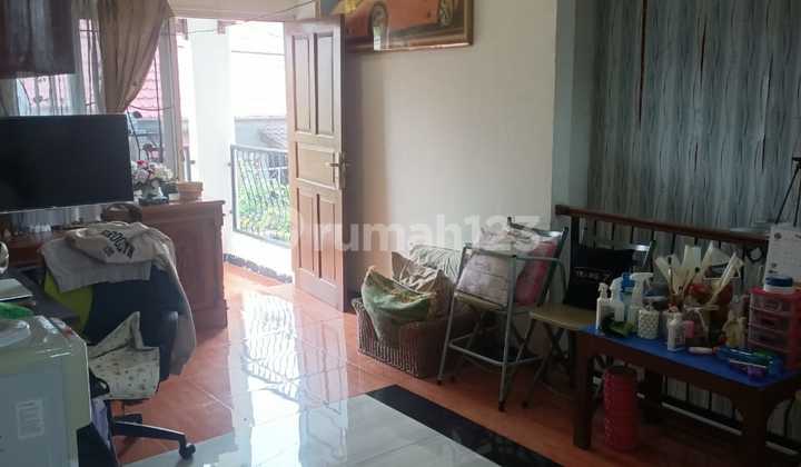 Rumah Murah Bagus 2 Lantai Luas di Komplek Polri Lembah Nagrak 2