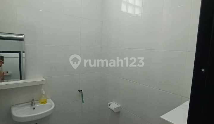 Rumah Bagus Siap Huni Granit Strategis di Metland Cileungsi  2