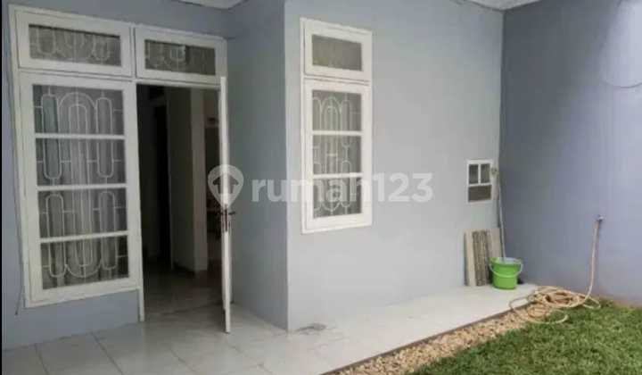 Rumah Bagus Rapi Siap Huni Dekat Mall di Kota Wisata Rumah Bagus Rapi Siap Huni Dekat Mall di Kota Wisata