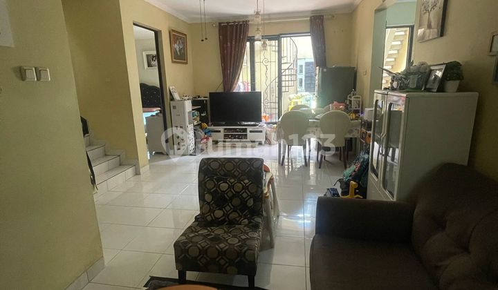 Rumah Murah 2 Lantai Rapi Dalam Cluster di Legenda Wisata Rumah Murah 2 Lantai Rapi Dalam Cluster di Legenda Wisata