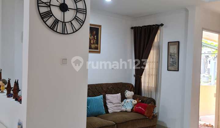 Nice Ready-to-Live House in a Cluster at Kota Wisata 2