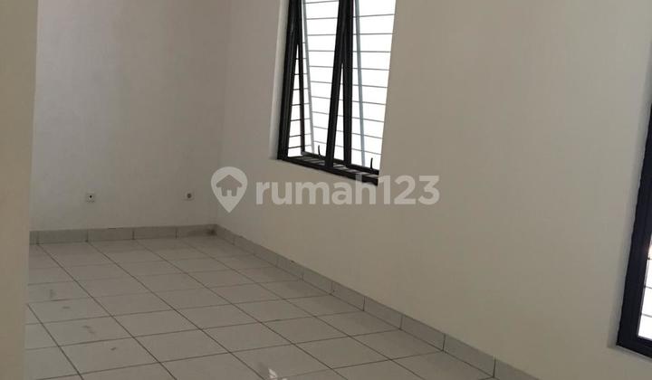 Rumah Rapi dan Murah 2 Lantai Dalam Cluster di Legenda Wisata Rumah Rapi dan Murah 2 Lantai Dalam Cluster di Legenda Wisata